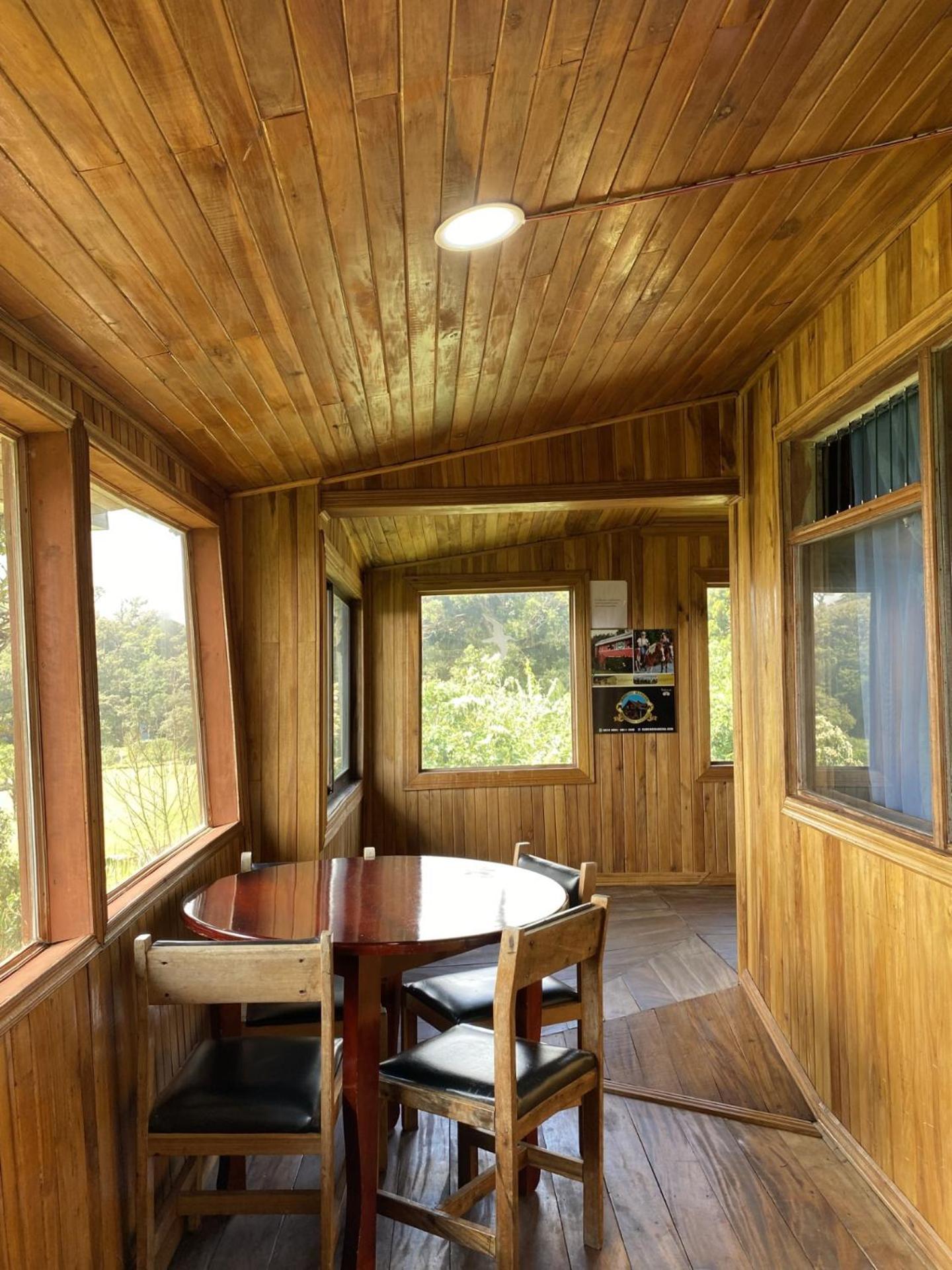 Rancho Makena Panzió Monteverde Kültér fotó